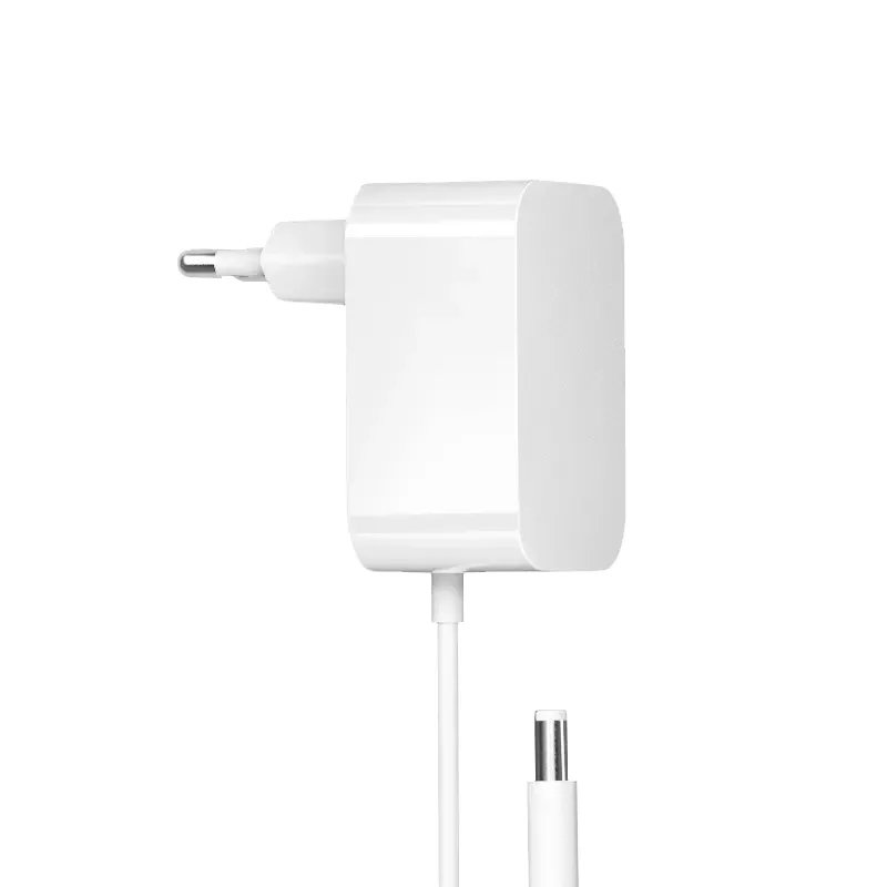 24W 12V 2A Захранващ адаптер за стенен монтаж в ЕС