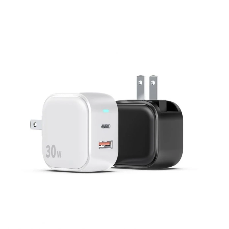 30WPD бързо зарядно устройство с USB-A и USB-C